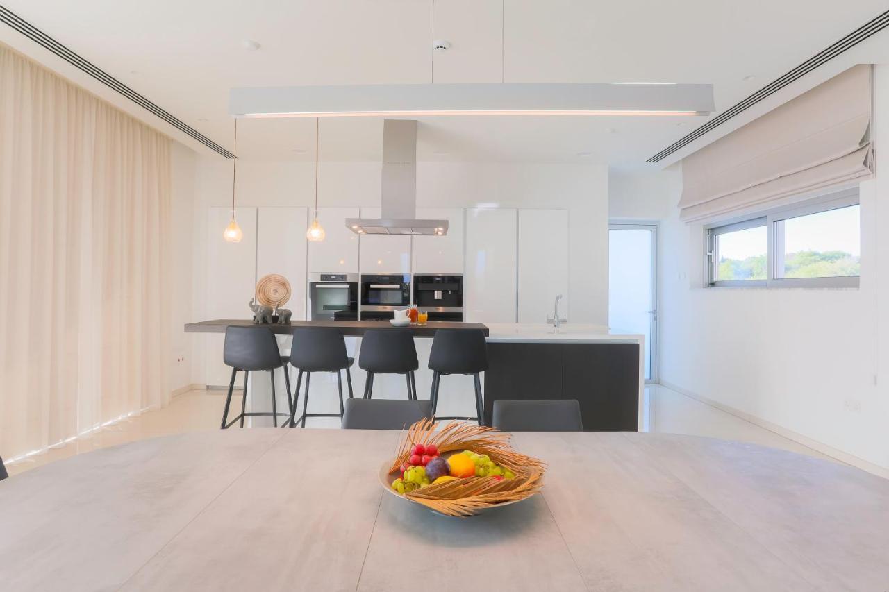 Sea Pearl Beachfront Villas - Breeze Ayia Napa Exterior foto