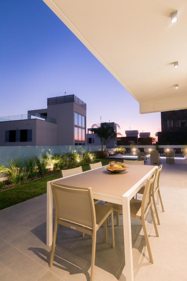 Sea Pearl Beachfront Villas - Breeze Ayia Napa Exterior foto